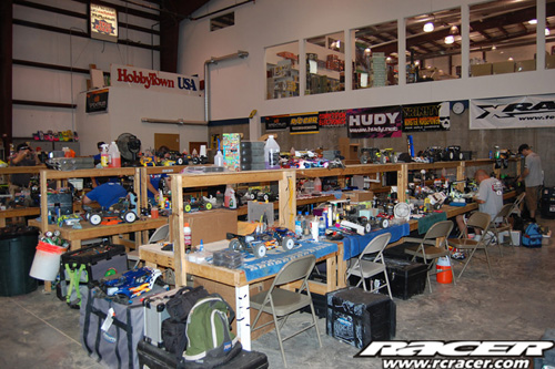 JC_Hobby-Town-pitting