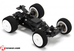 ECX-Kickflip-Buggy-and-BeatBox-Monster-Truck-2