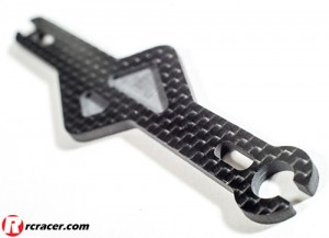 Schelle-Racing-B44.3-Carbon-Shorty-Battery-Strap-2